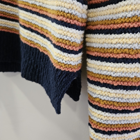 Madewell - Arden V-Neck Crop Pullover Sweater in Stripe - Size S - Picture 8 of 11